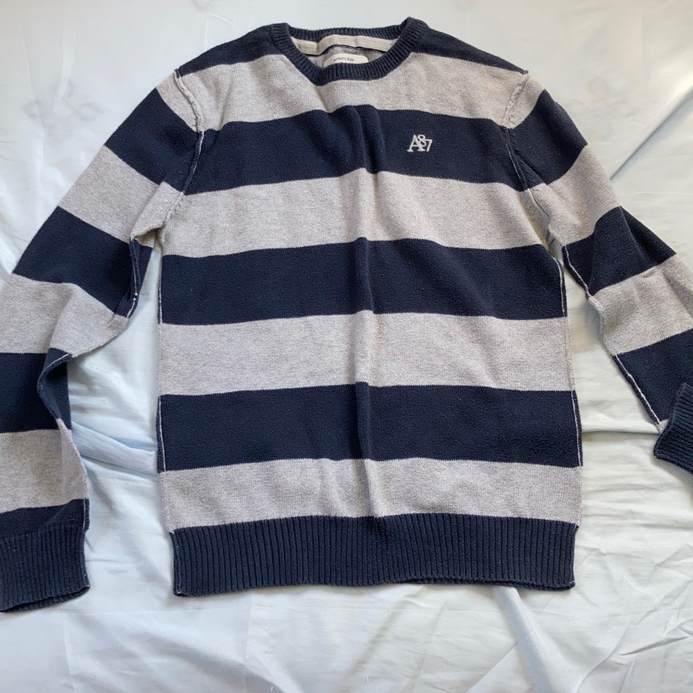 Aeropostale sweater